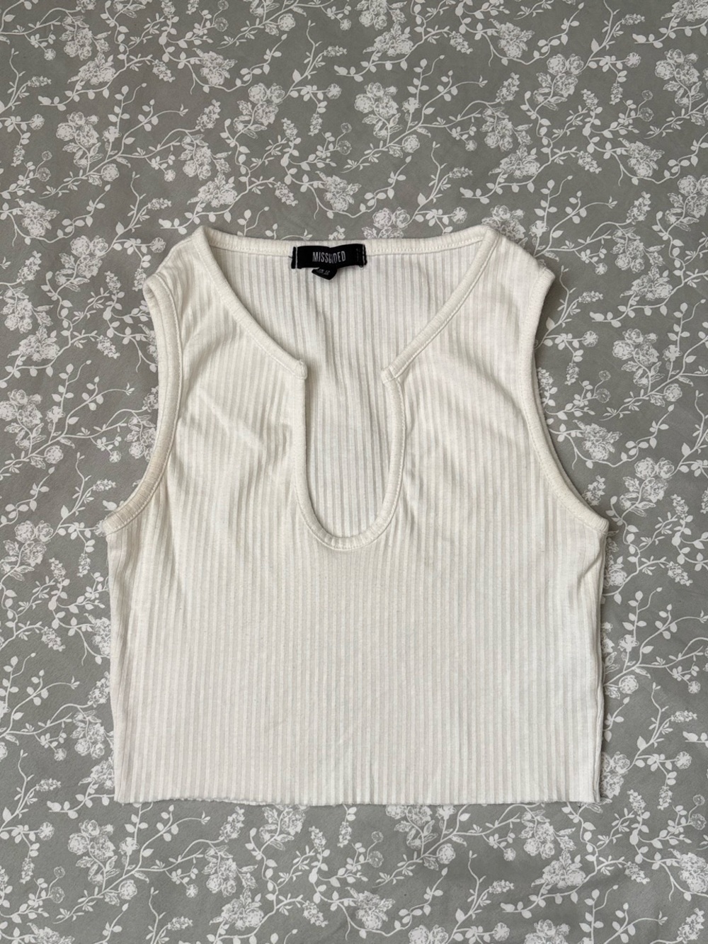Missguided White Ribbed Scoop Crop Top